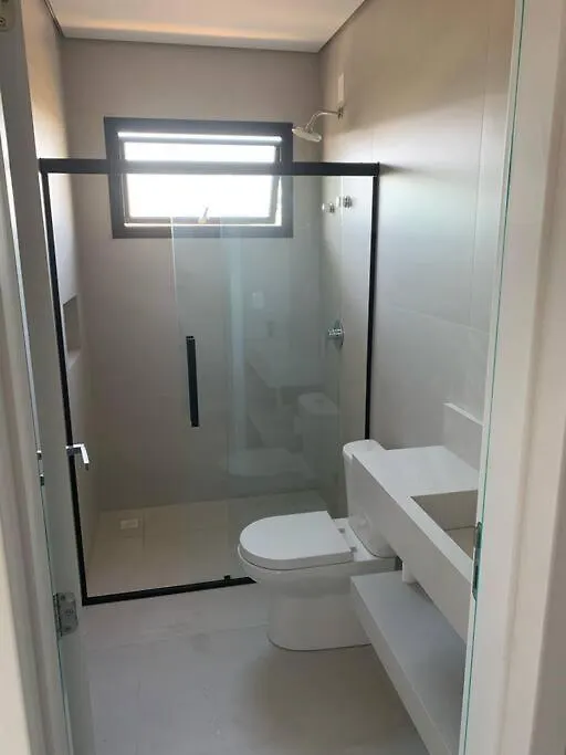 Apto Inteiro 2 Quartos, Condominio Com Piscina Aquecida Bombinhas 0*,  Brazil